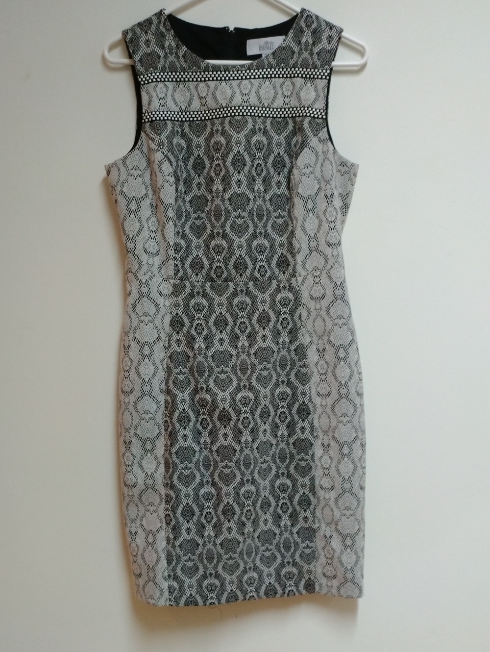 Badgley Mischka Black & White Lace-Pattern Sheath Dress Cotton Blend, size 8